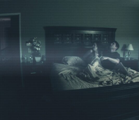 14 Best Ghost Movies on Netflix To Watch