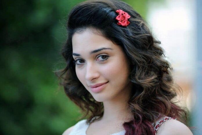 rsz_tamanna-3 (1) tamannah hindi dubbed movies