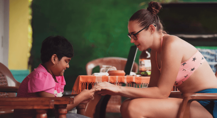 Screenshot_2019-04-14 Woman playing with a child HD photo by Alexandr Podvalny ( freestockpro) on Unsplash Therapist