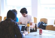 Everything you always wanted to know about bootstrapped and small start-ups (but were afraid to ask)