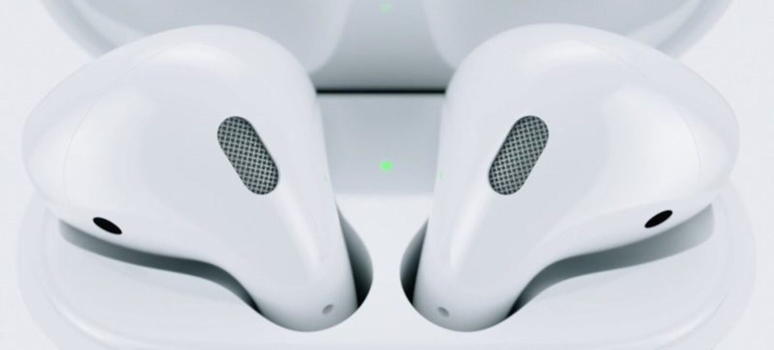 How to Fix Airpods Case Not Charging Problem?