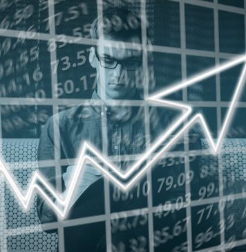 Why is Day Trading Increasing in Popularity and Should It Be Regulated?