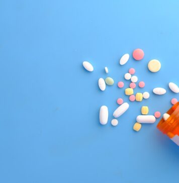 How can Cialis help treat erectile dysfunction? orange and white medication pill