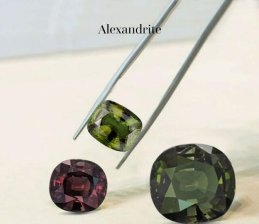 5 Health Benefits of Wearing Alexandrite Gemstone