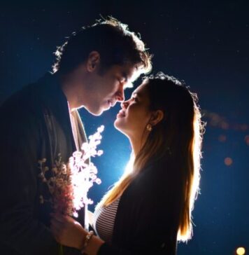 Looking for Love? Here are 5 Tips to Find the Right Person man and woman kissing during night time