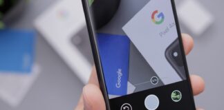 Maximize Your Google Skills: A Step-by-Step Guide black and white smartphone displaying google search