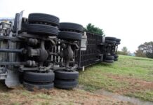 Do You Need To Be Physically Hurt to File a Lawsuit? – Understand the Basics of a Truck Accident Lawsuit semi, accident, crash