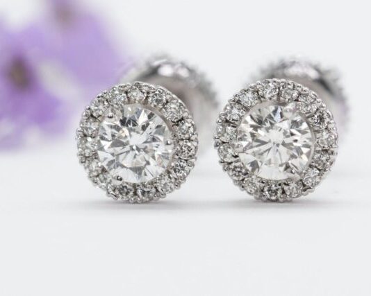 The Best Diamond Jewelry Pieces to Buy at a Summer Sale (2023)