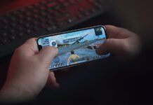 How PUBG Is Making a Poetic Comeback person holding black samsung android smartphone