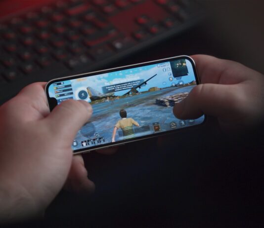 How PUBG Is Making a Poetic Comeback person holding black samsung android smartphone