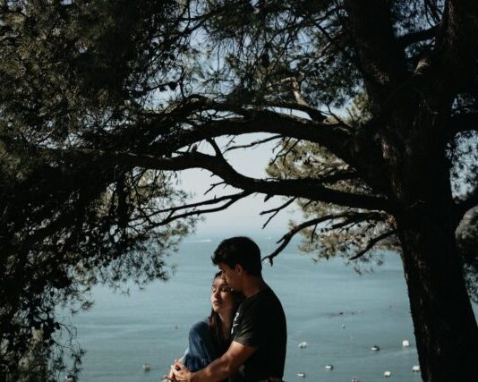 Online Shrooms: The Magic of Shrooms in Romantic Relationships