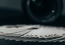 How Casinos Keep Players Engaged: The Features That Make Betting Fun playing cards set