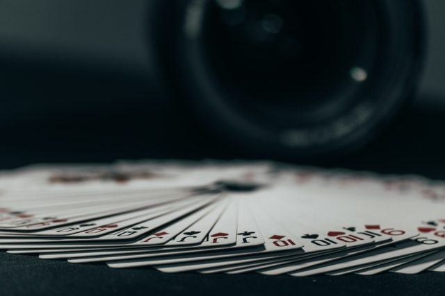 Photo by Jarosław Kwoczała playing cards set