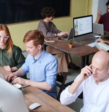 Global Employee and Partner Portals Powered by Headless CMS